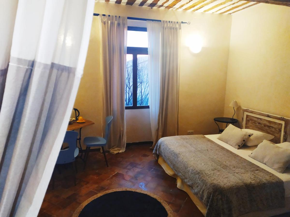 Chambre D'Hotes Face Au Lavoir Methamis Exterior photo