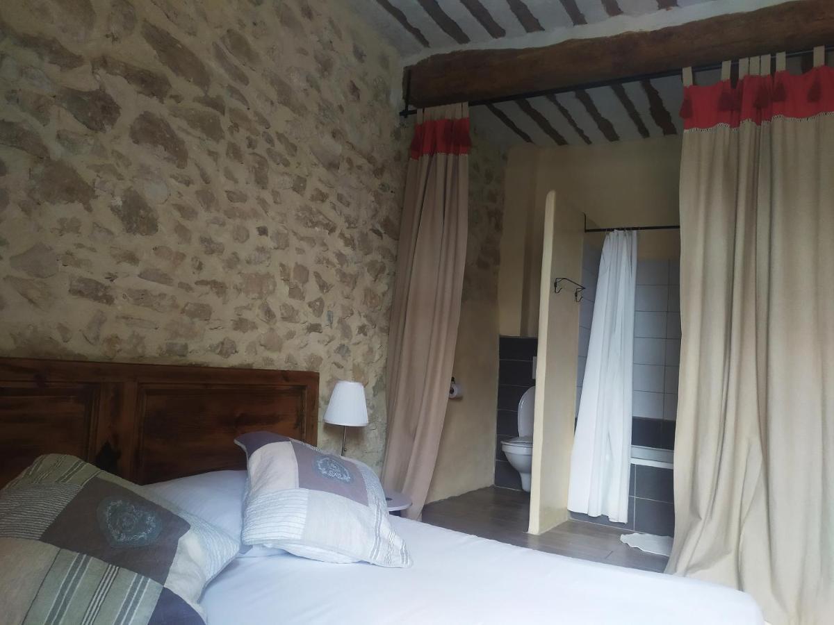 Chambre D'Hotes Face Au Lavoir Methamis Exterior photo