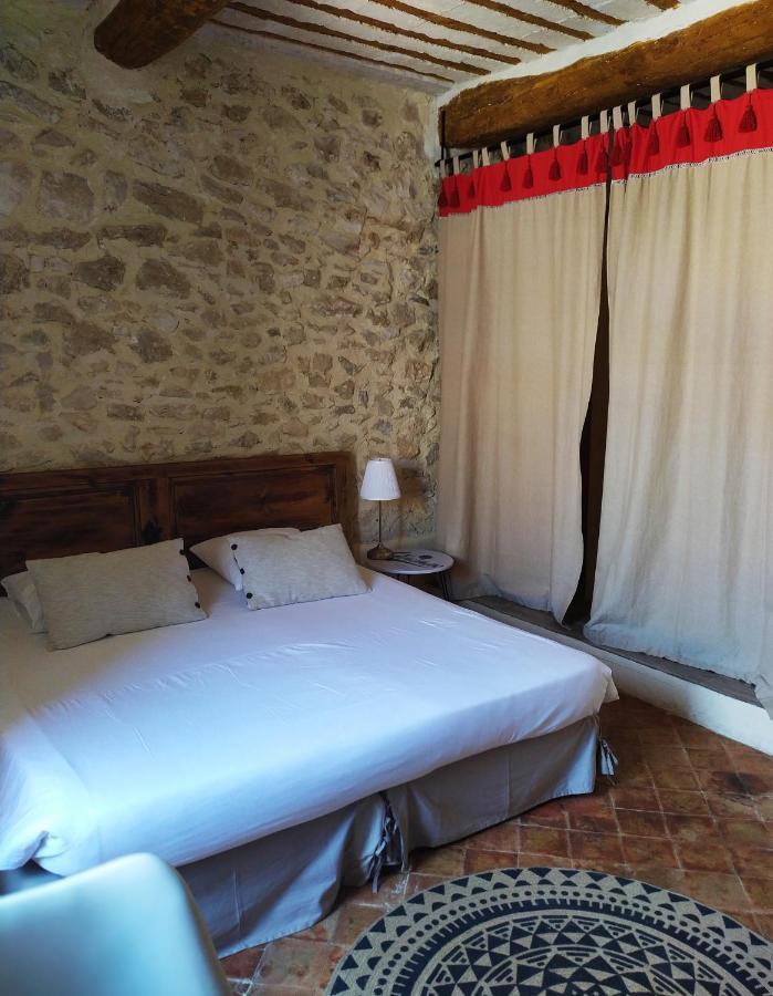 Chambre D'Hotes Face Au Lavoir Methamis Room photo